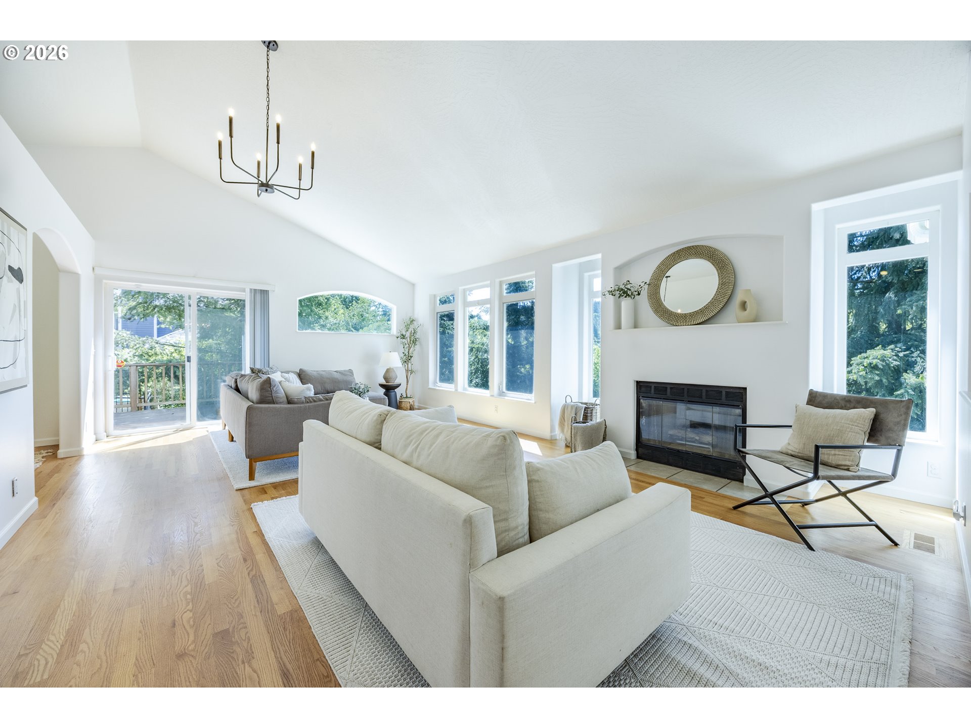 111 W 52ND AVE