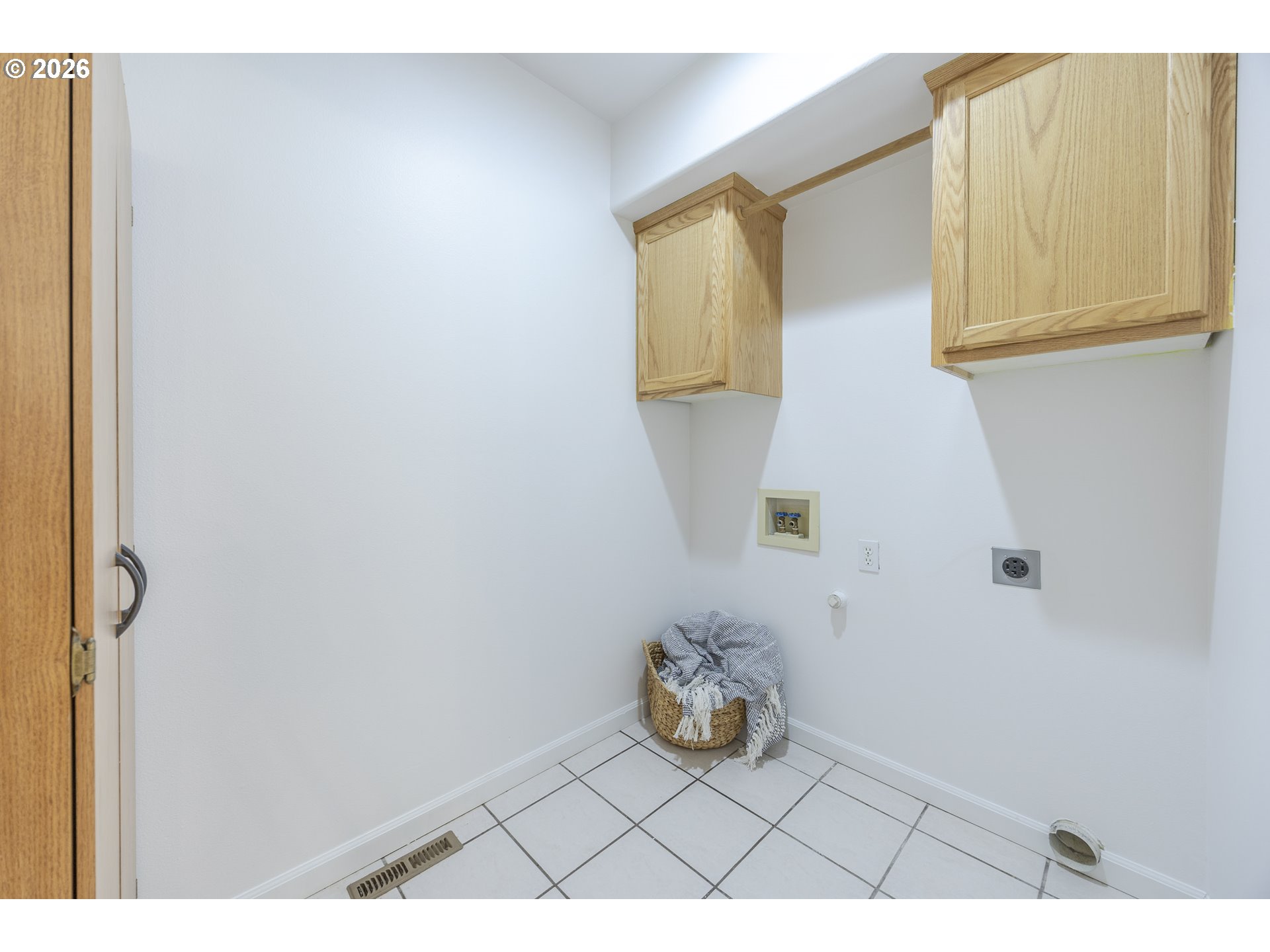 111 W 52ND AVE