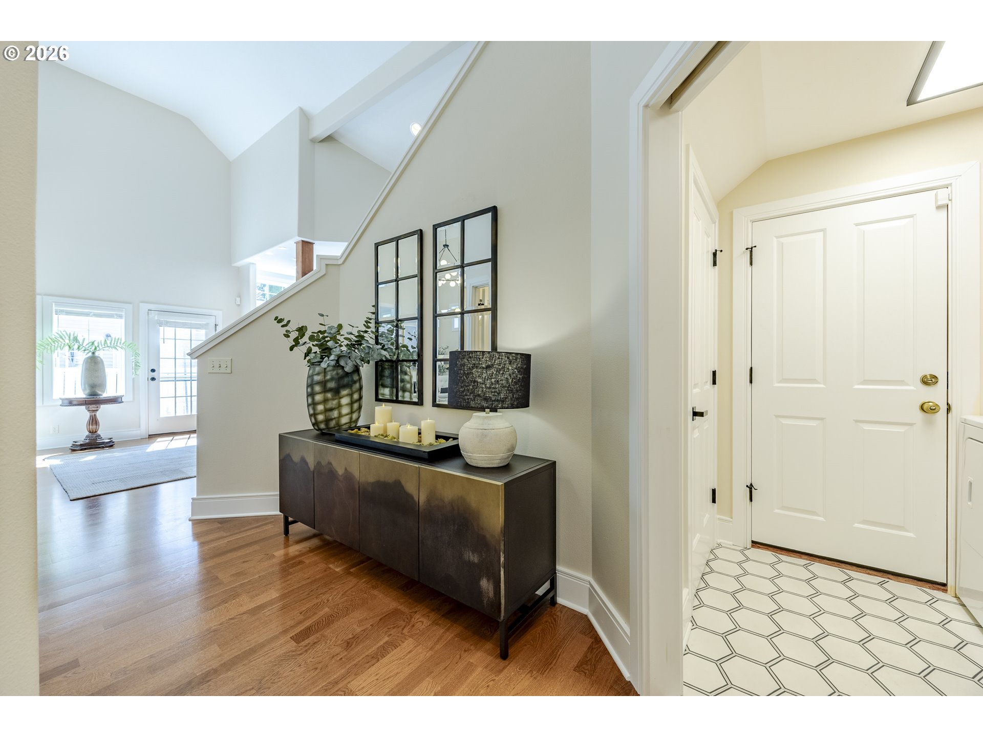 439 COVEY LN