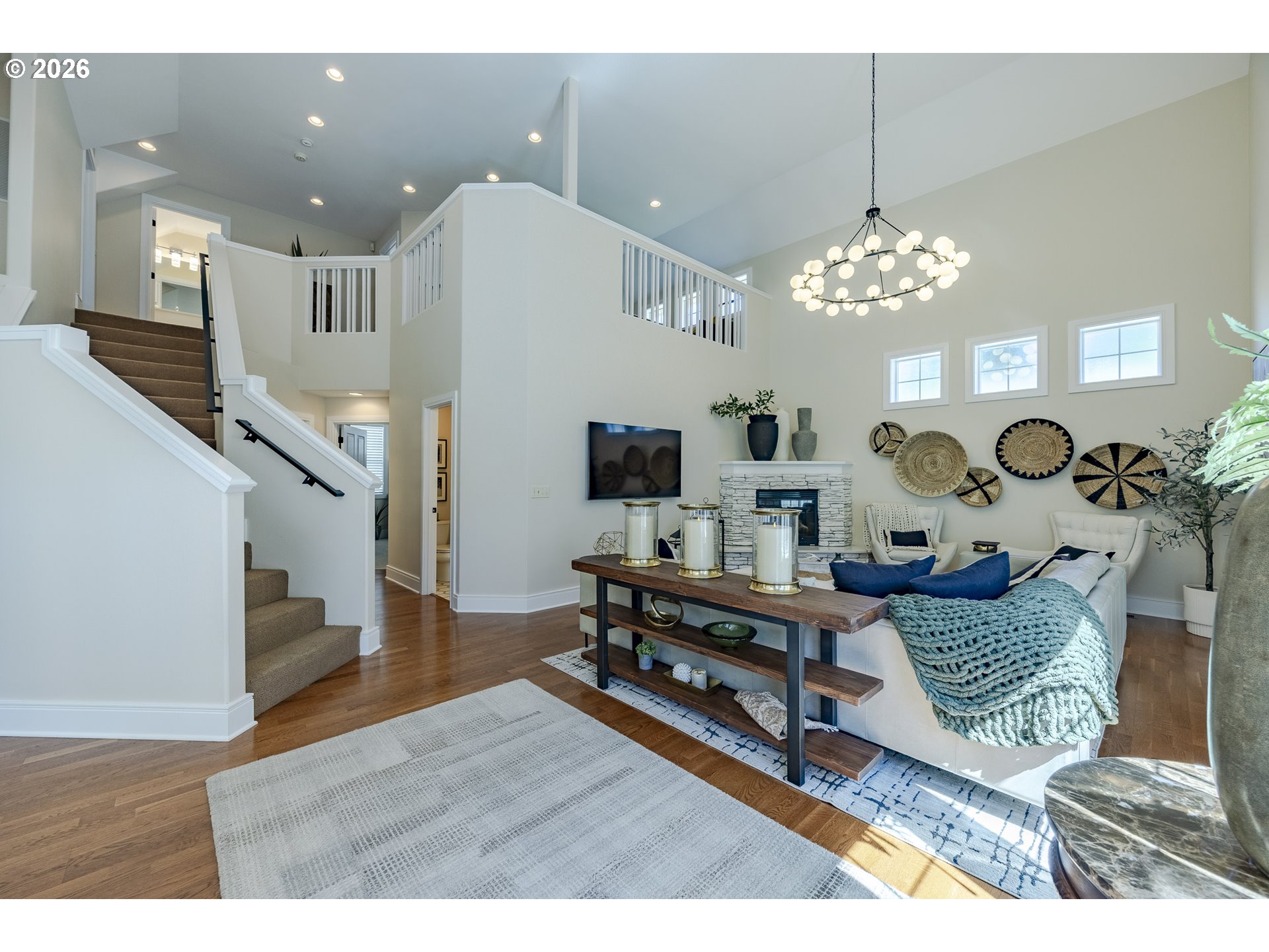 439 COVEY LN