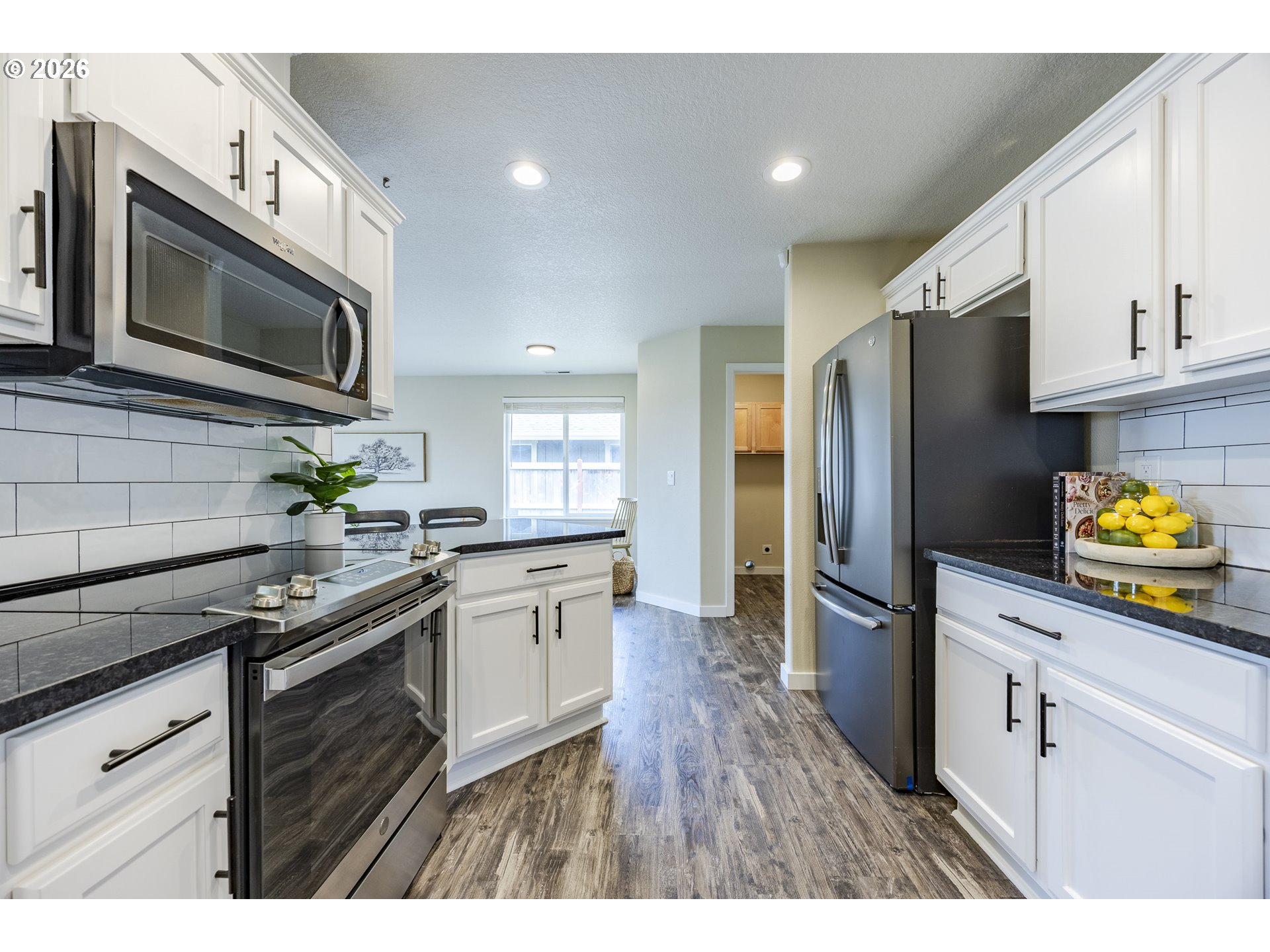 1580 IRON HORSE RD
