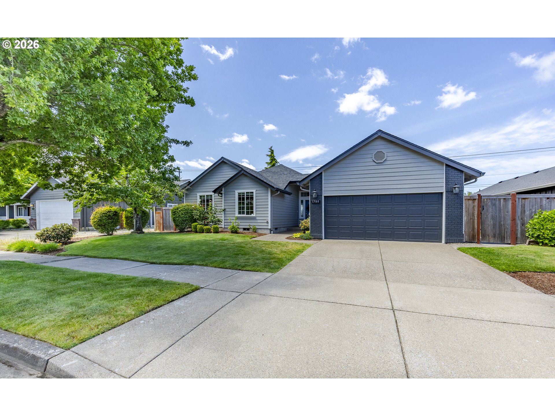 1580 IRON HORSE RD