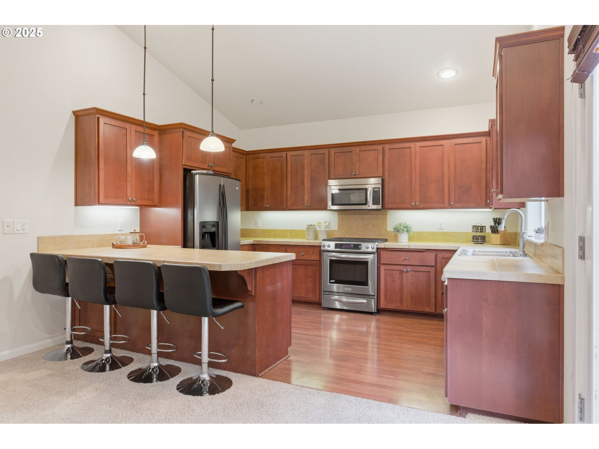 184 ROSETTA AVE