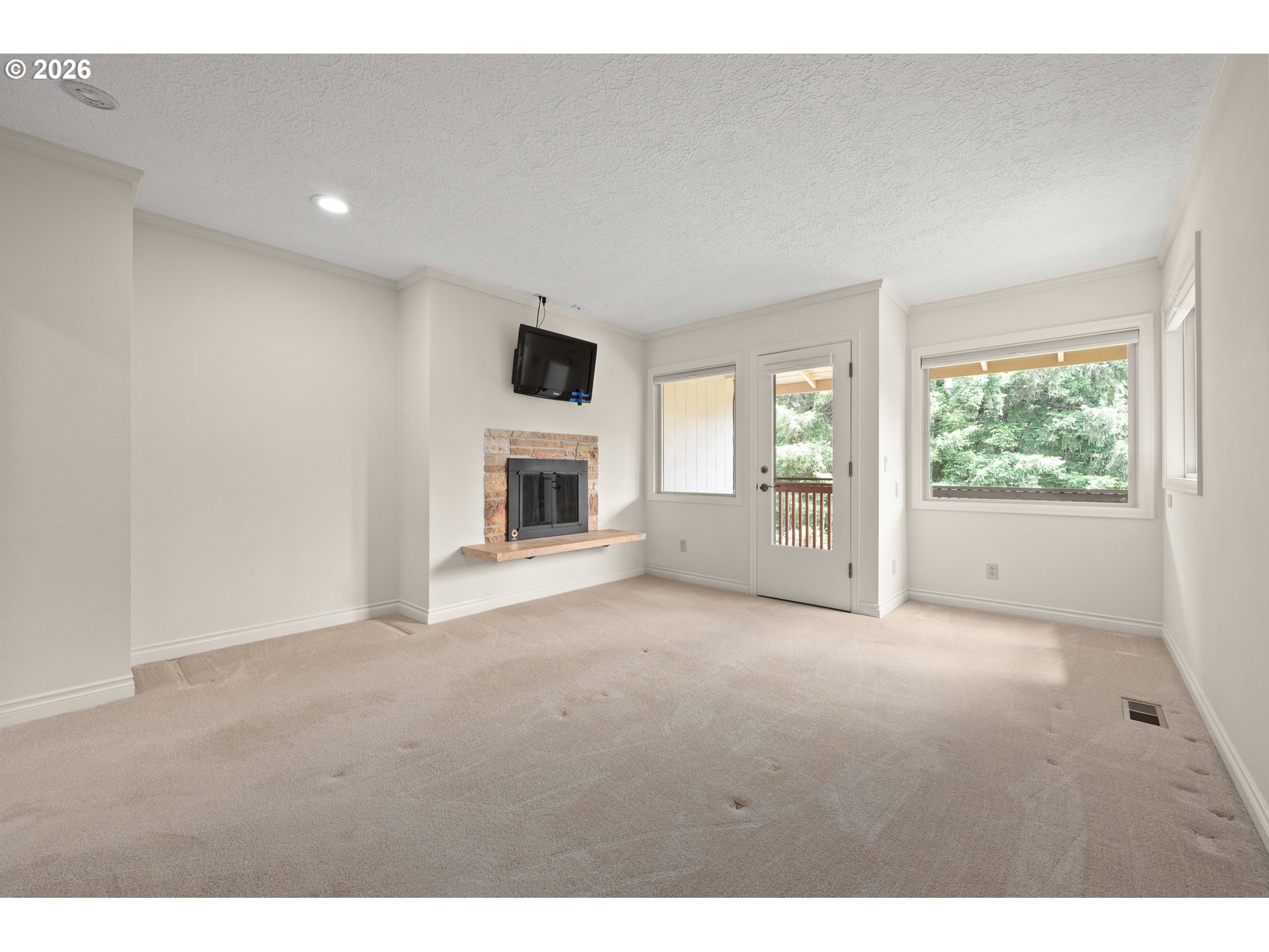 326 TALEMENA DR