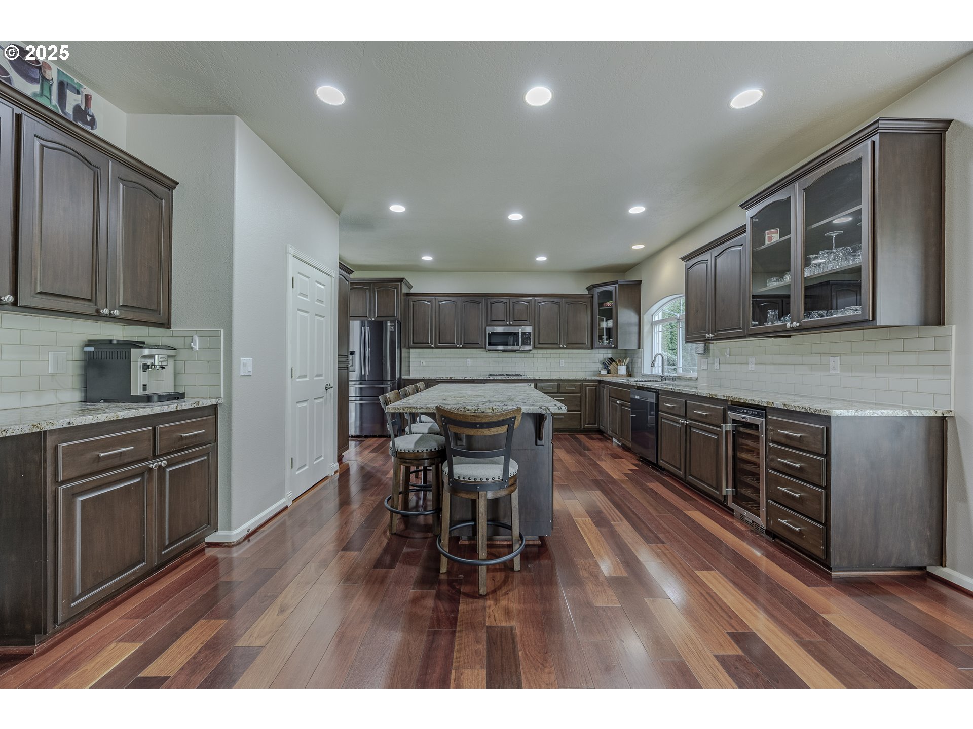 1947 WOODSON LOOP