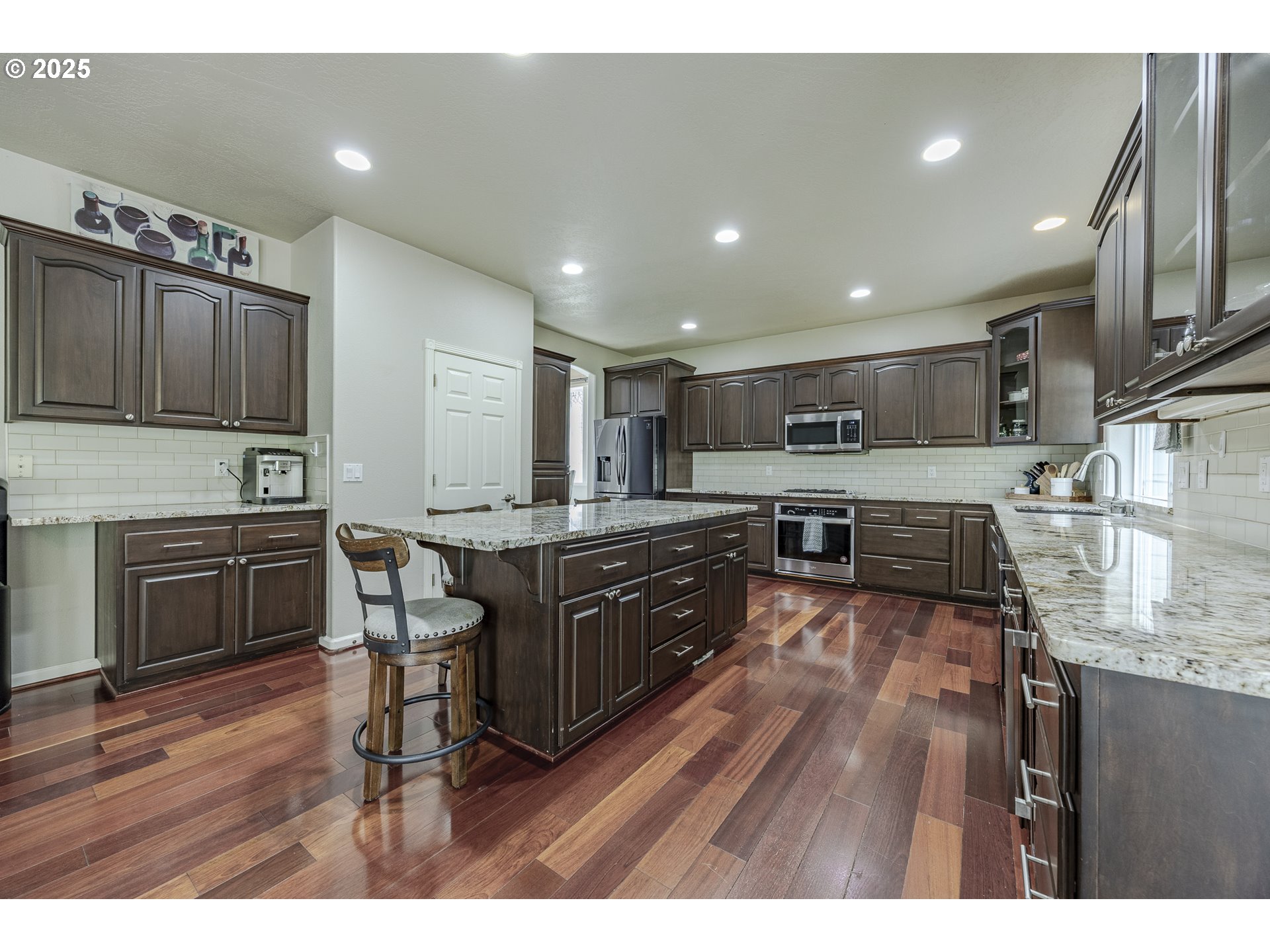 1947 WOODSON LOOP