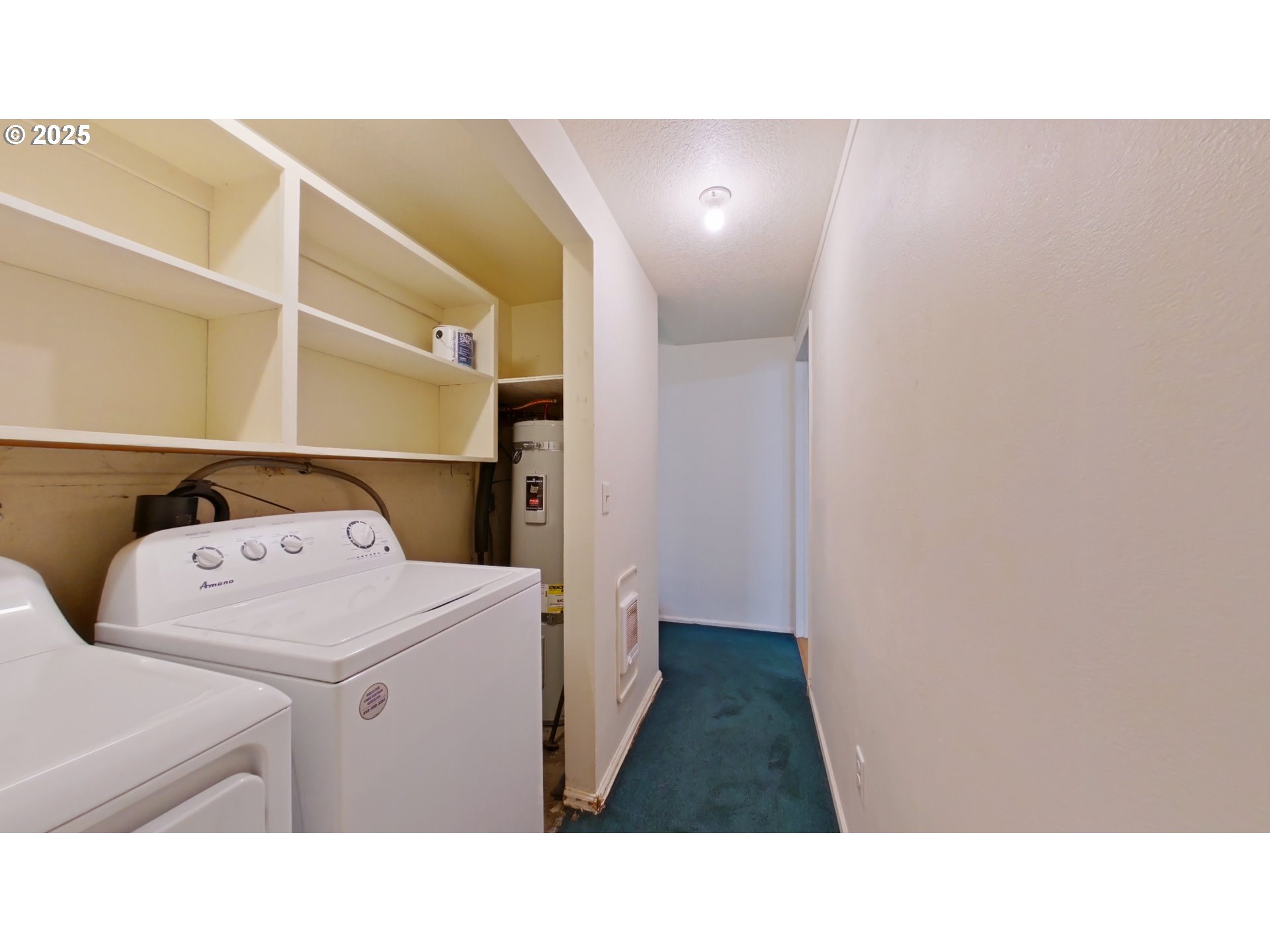 881 E 24TH AVE