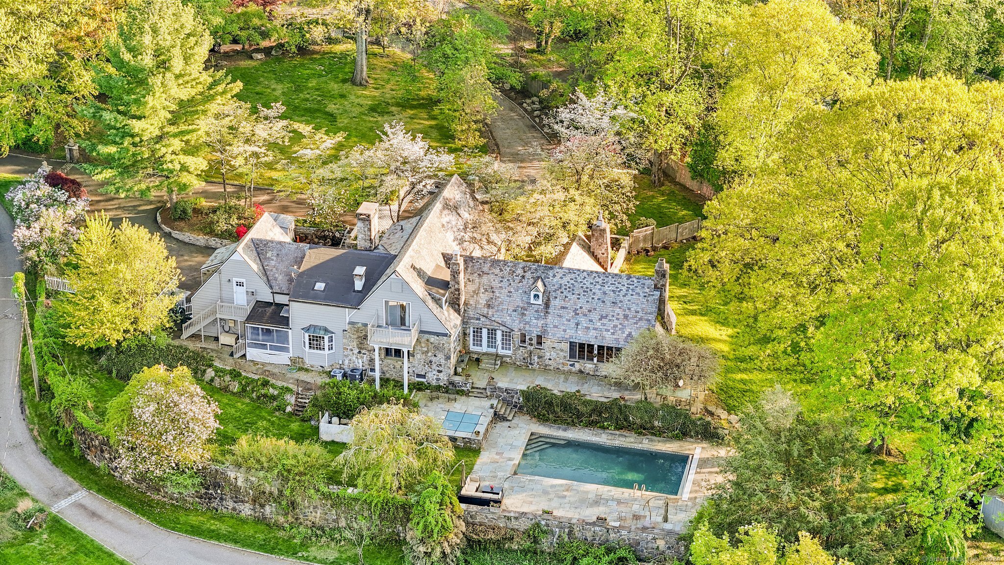 37 Mayapple Road