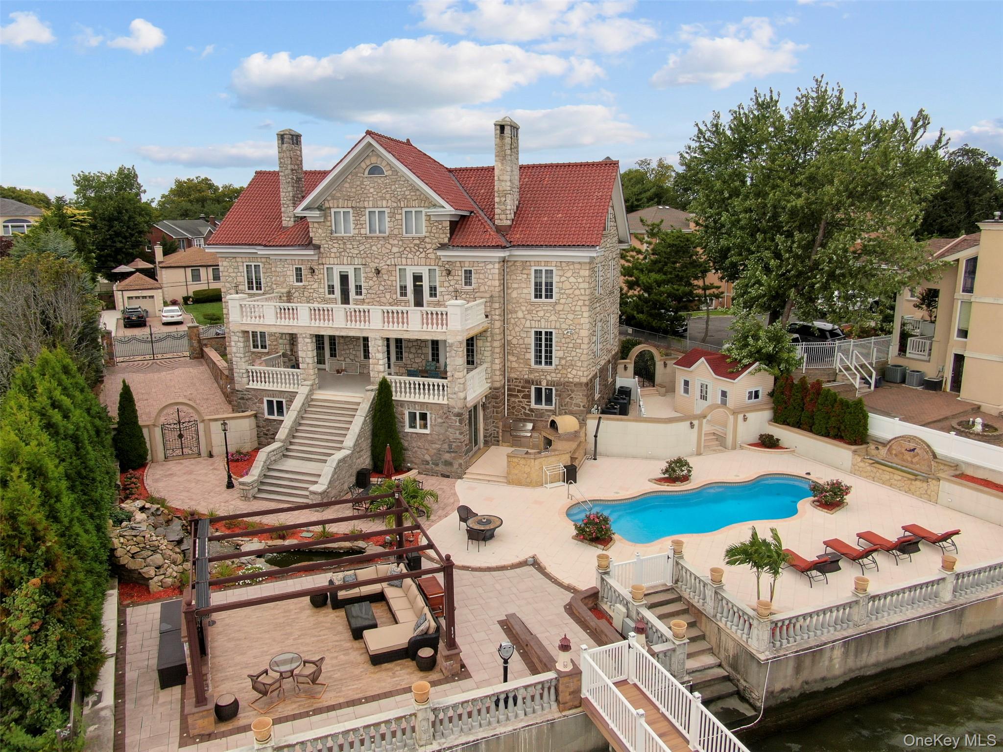 3407 Country Club Road