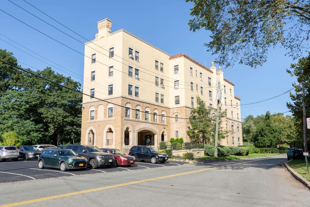 1 Elm Street Unit: 3F