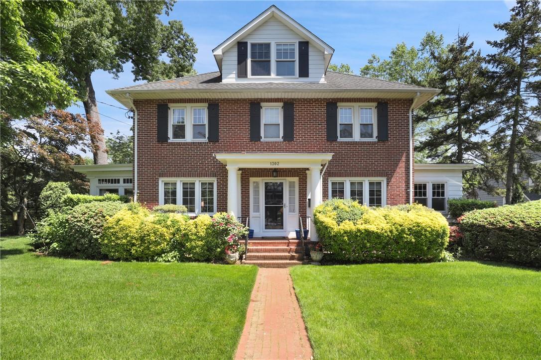 1302 Roosevelt Avenue