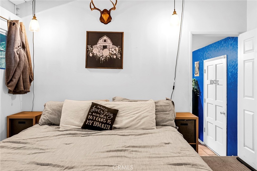 923 Willow Springs Road