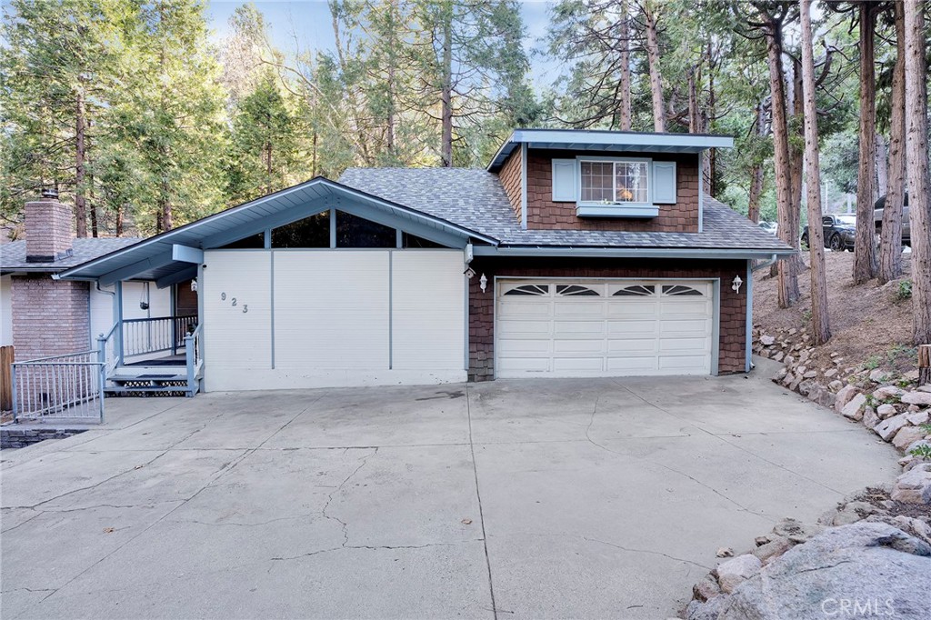 923 Willow Springs Road