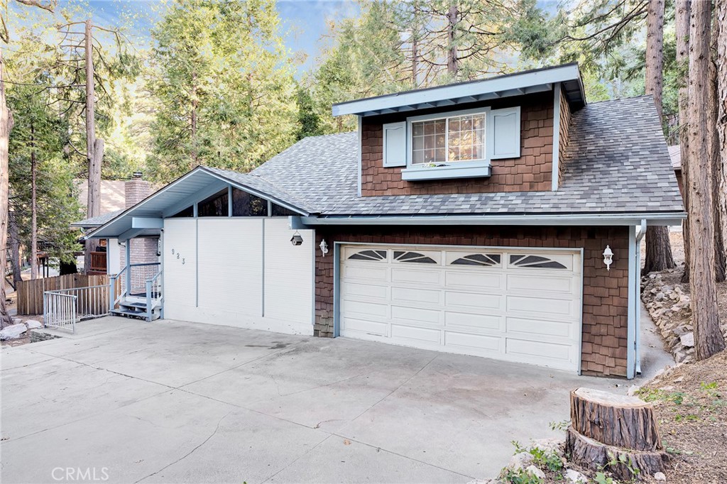 923 Willow Springs Road