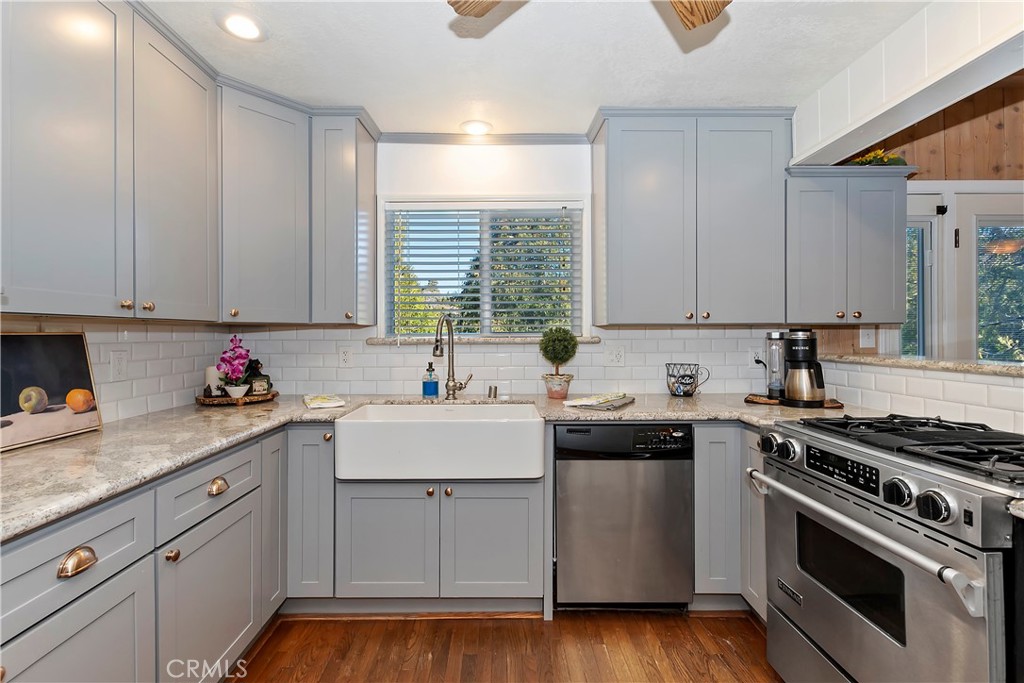28621 Shenandoah Drive