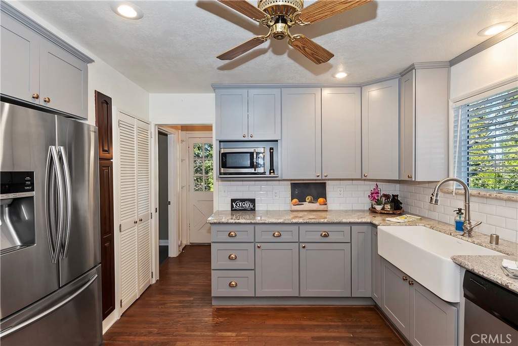 28621 Shenandoah Drive