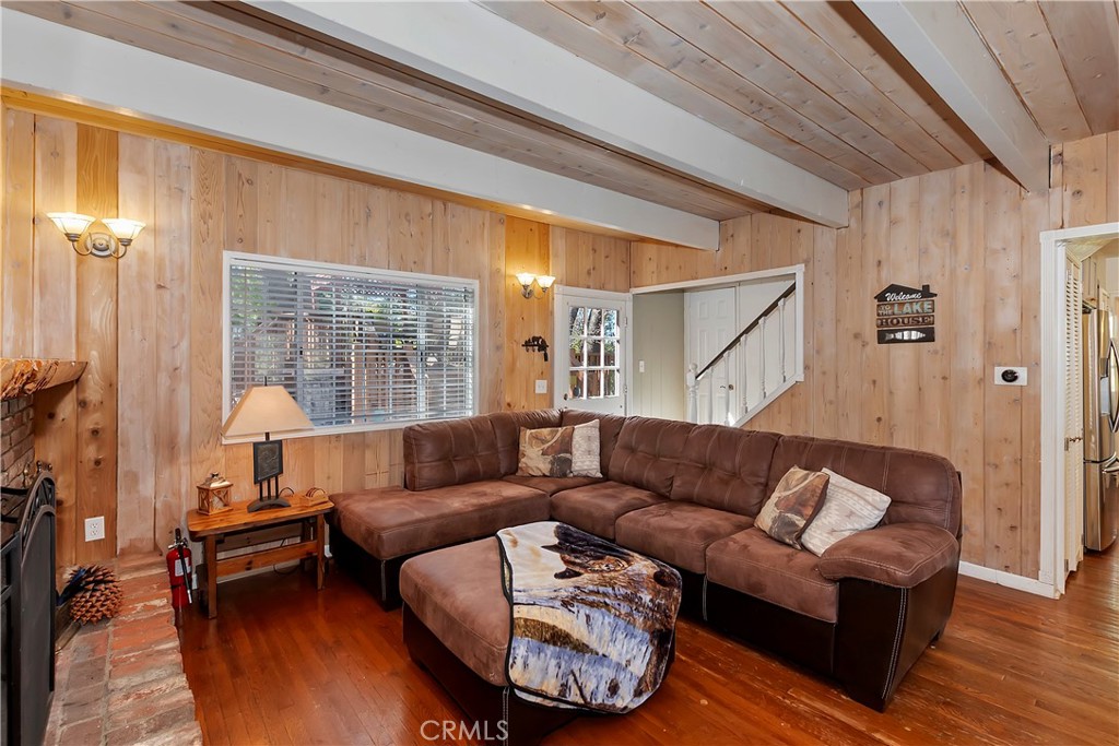 28621 Shenandoah Drive