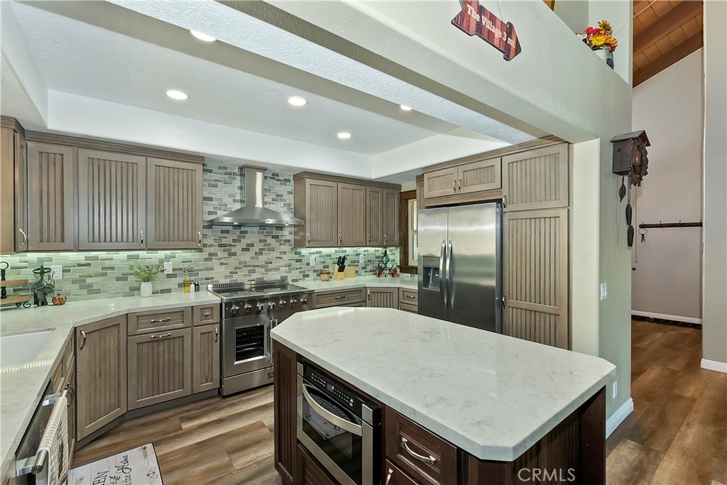 28844 Cedar Drive