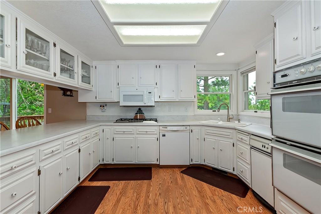 26349 Walnut Hills Drive