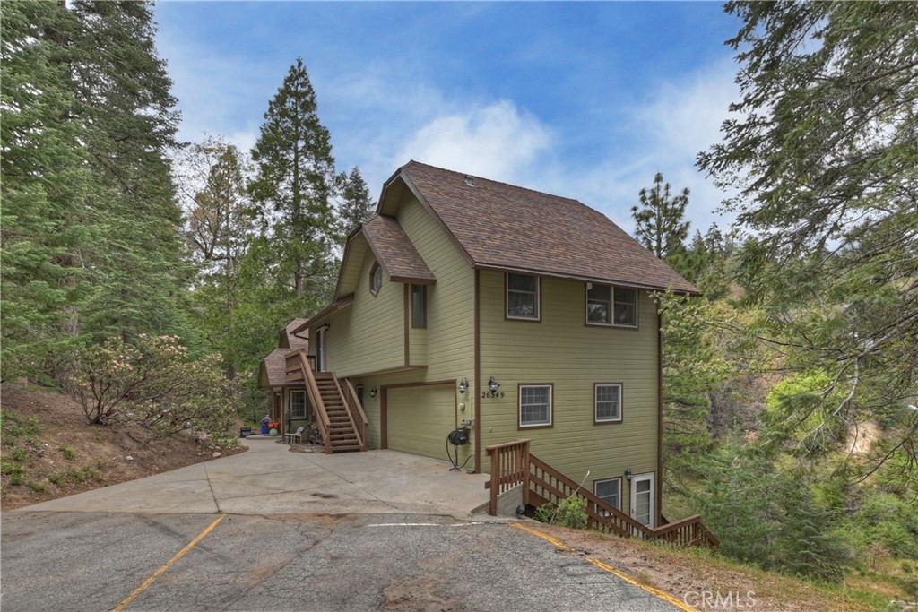 26349 Walnut Hills Drive