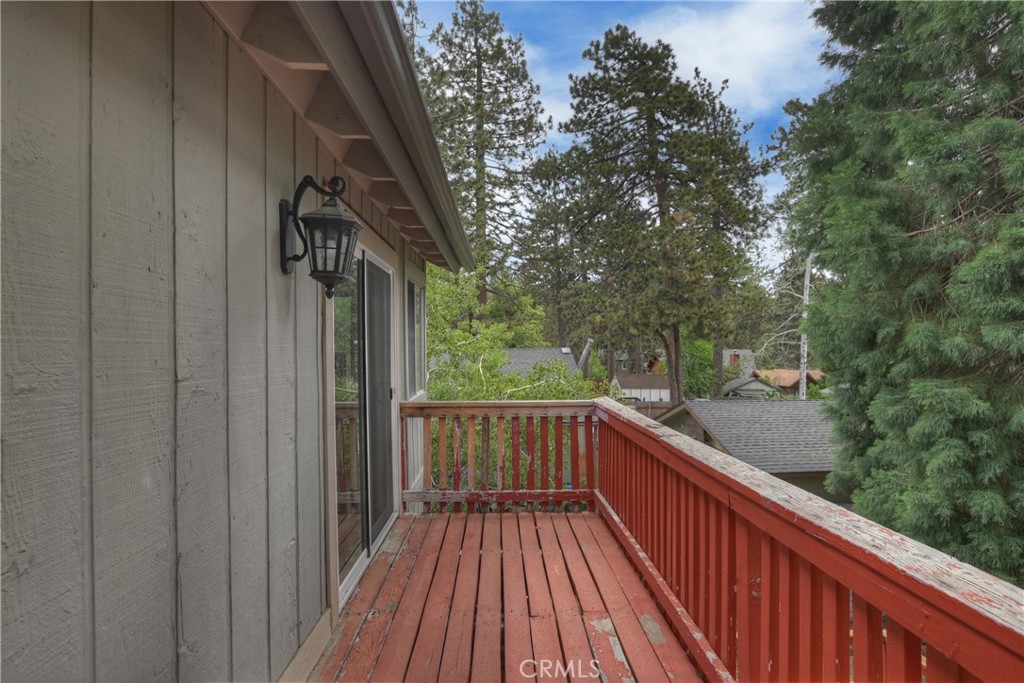 30997 Wild Oak Drive