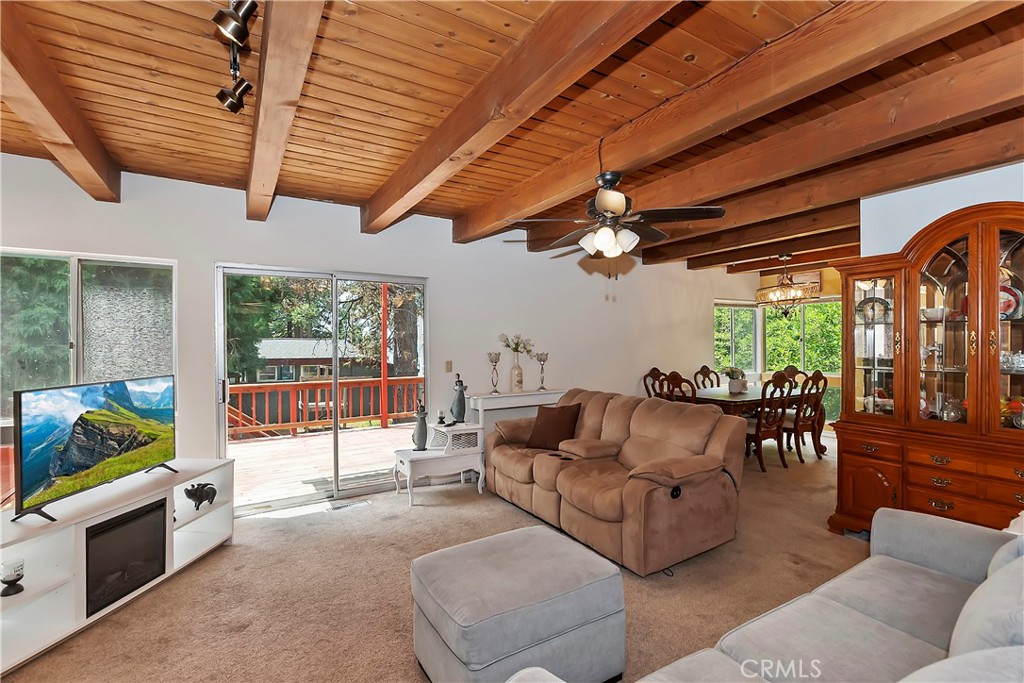 30997 Wild Oak Drive