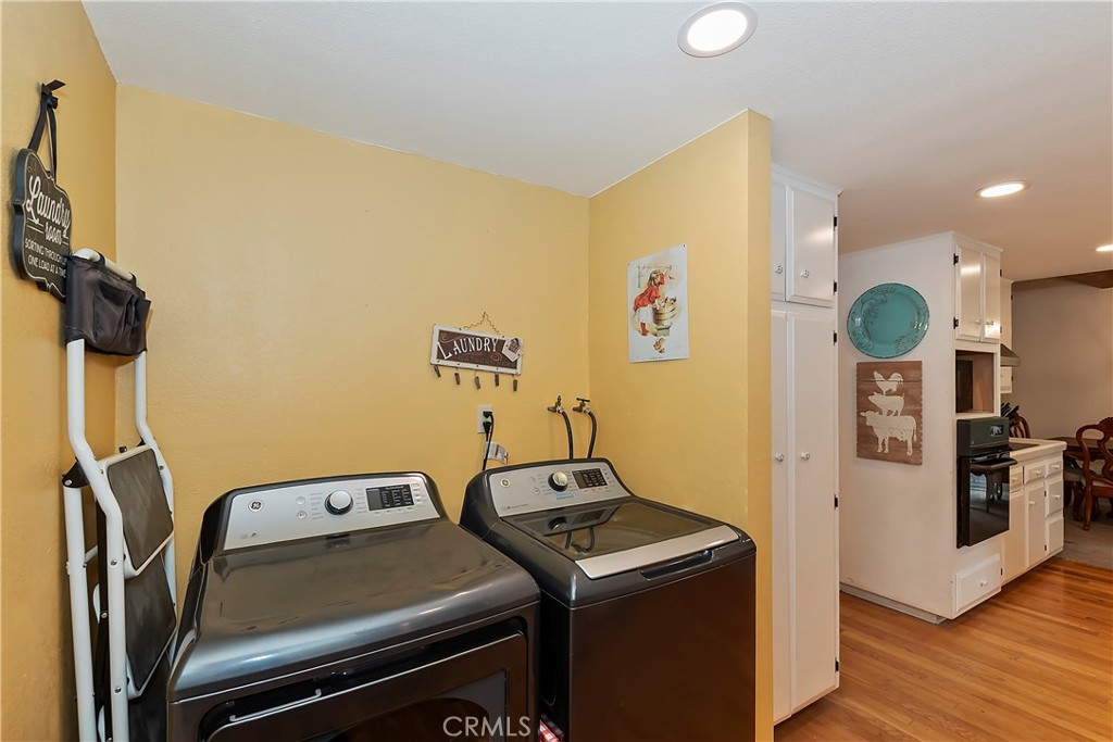 30997 Wild Oak Drive