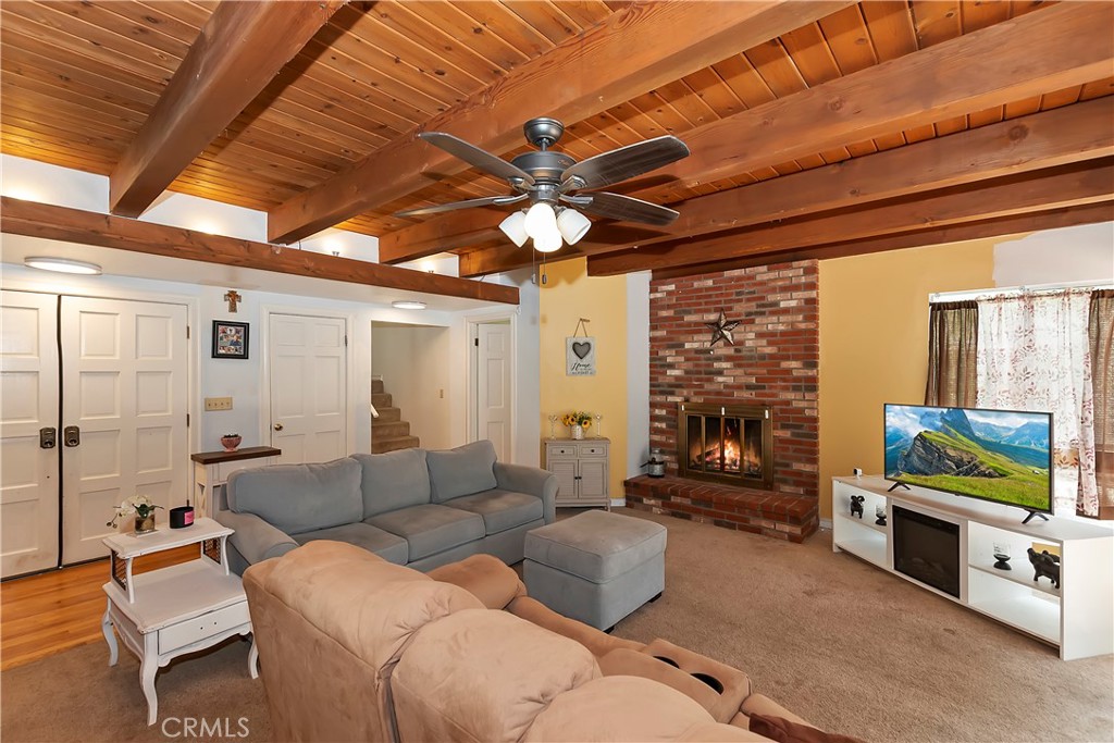 30997 Wild Oak Drive