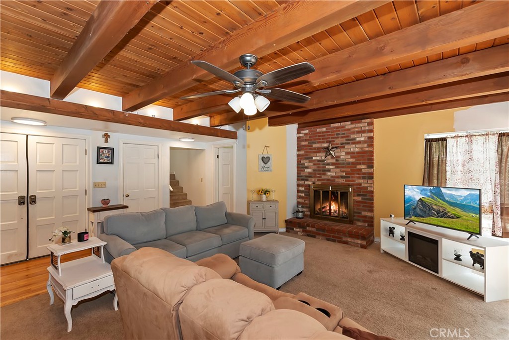 30997 Wild Oak Drive