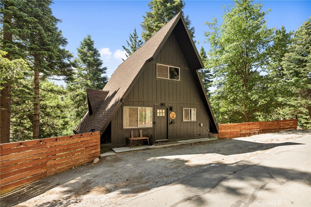 350 S. Fairway Dr