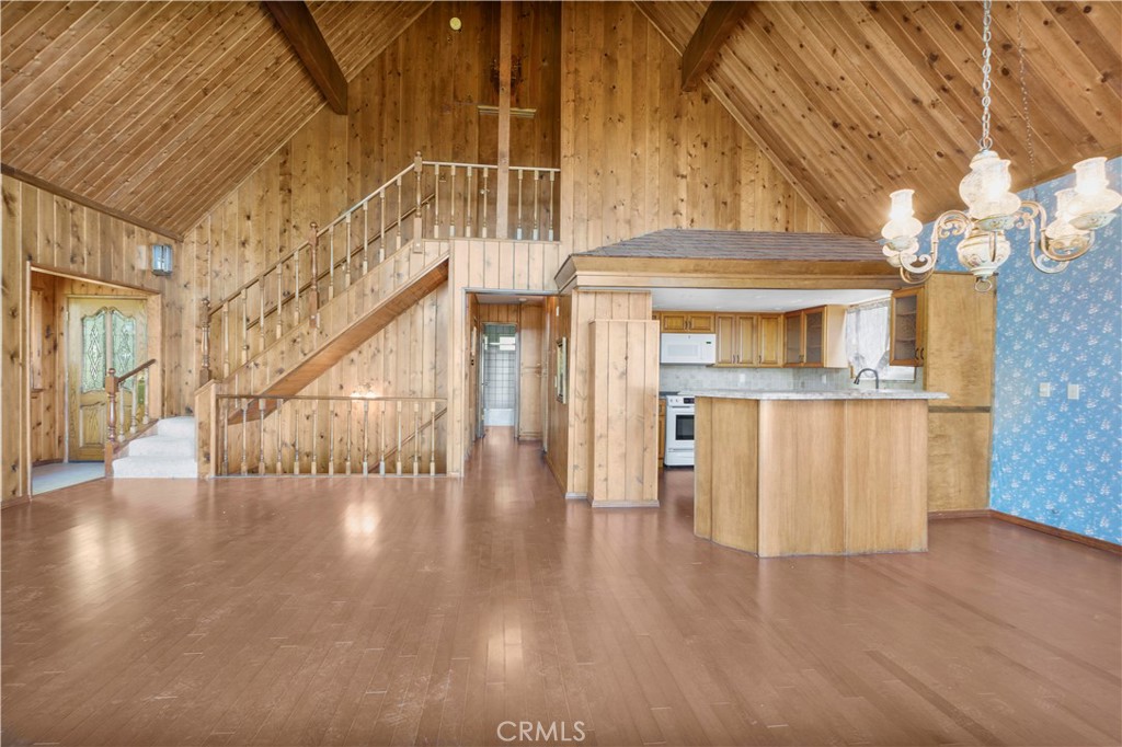 28992 Banff Dr