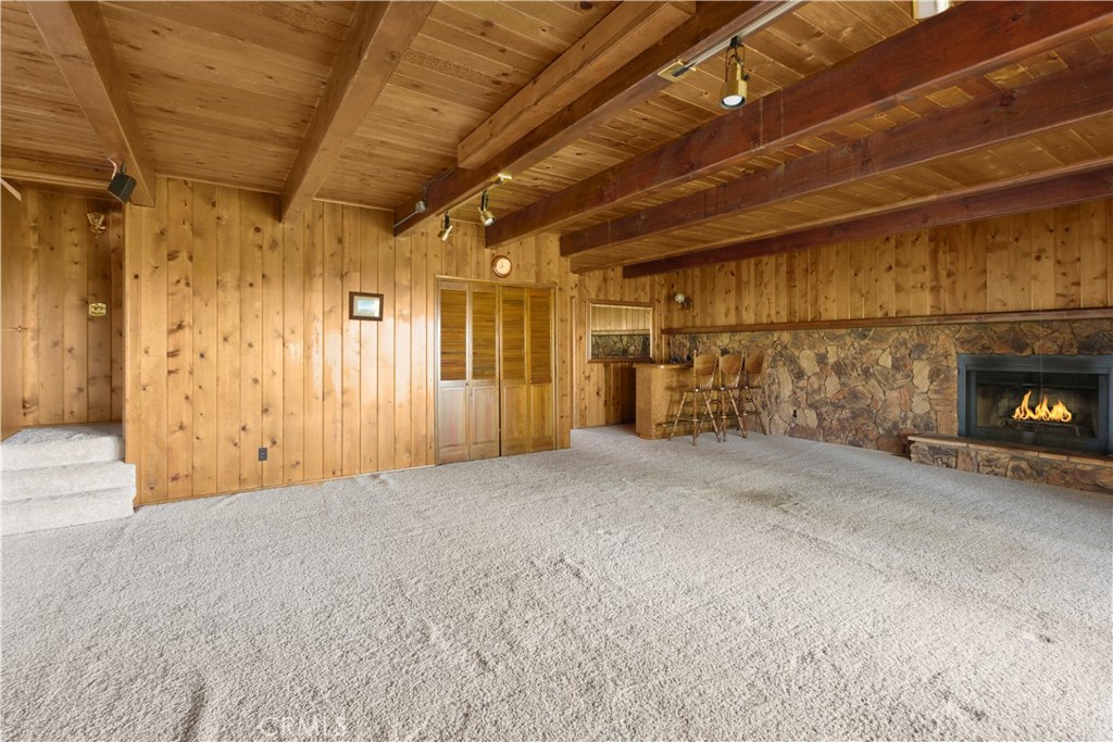 28992 Banff Dr