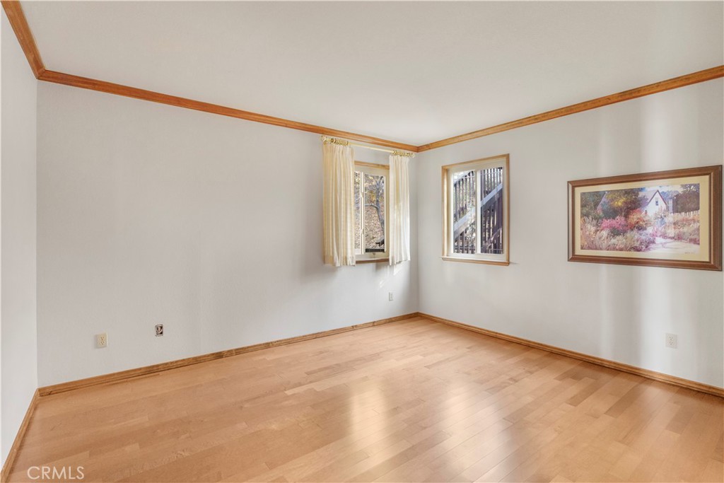 28992 Banff Dr