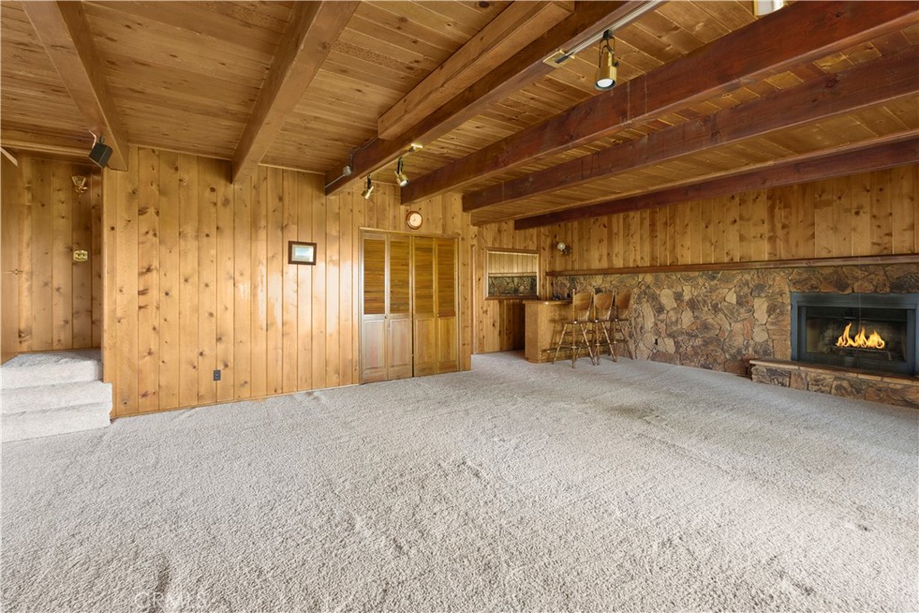 28992 Banff Dr