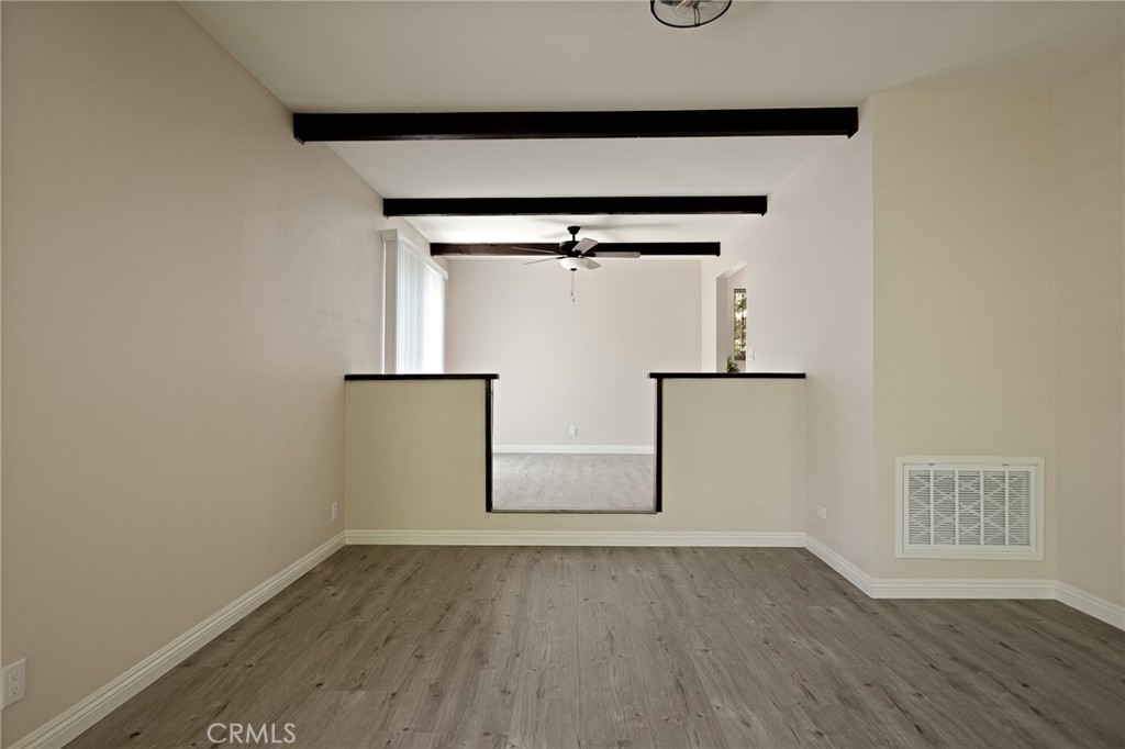 833 East Victoria