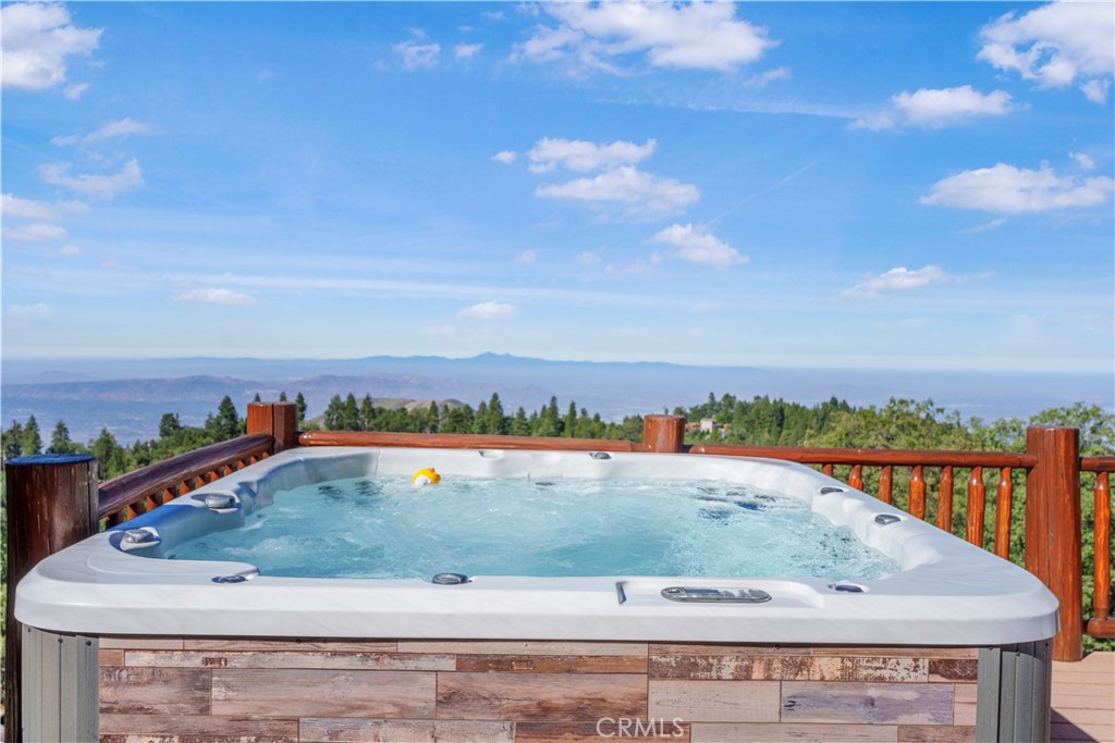 30757 Knoll View Drive