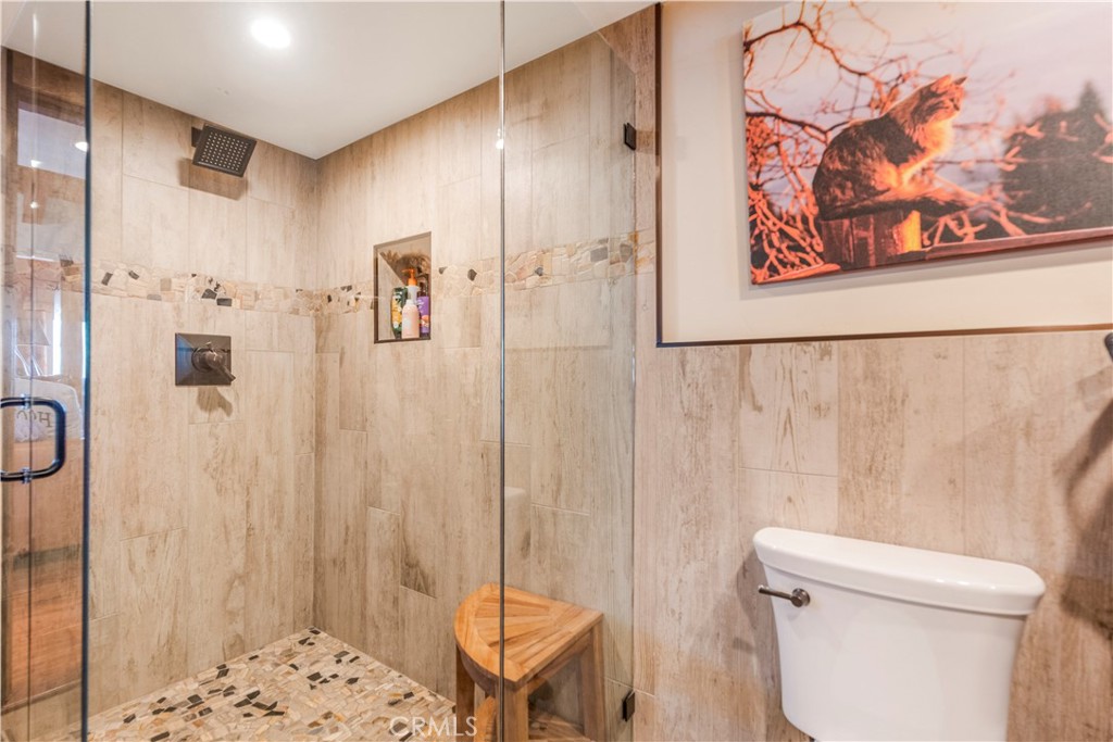 30757 Knoll View Drive