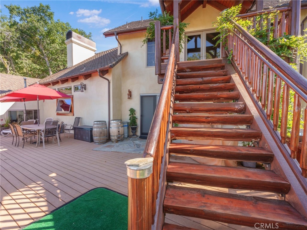 30757 Knoll View Drive