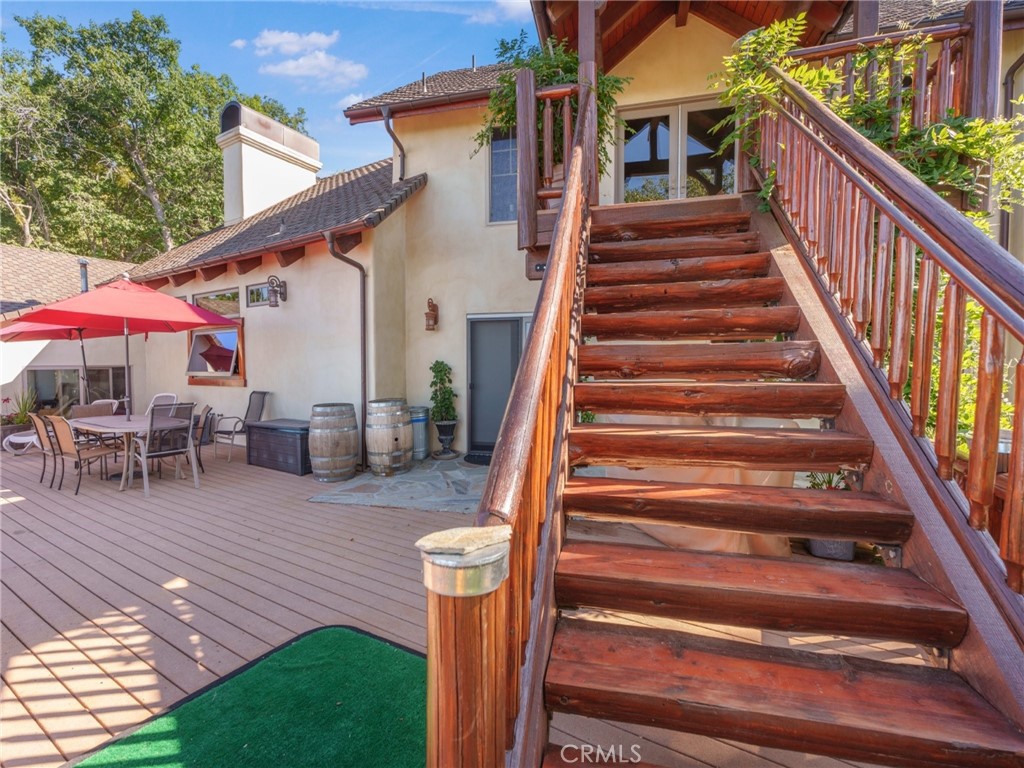 30757 Knoll View Drive