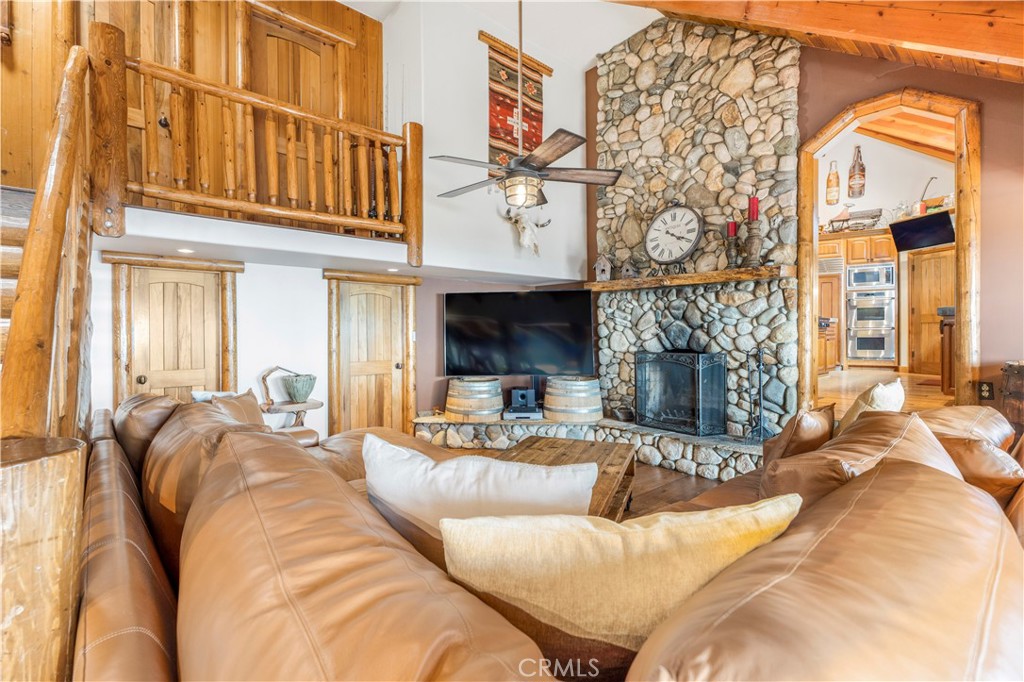 30757 Knoll View Drive