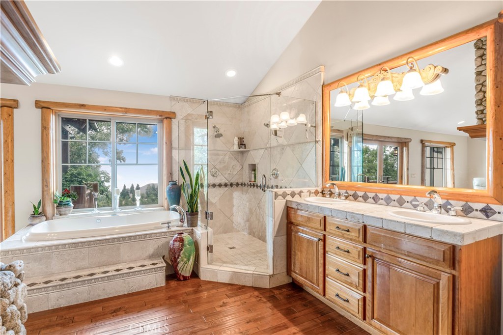 30757 Knoll View Drive