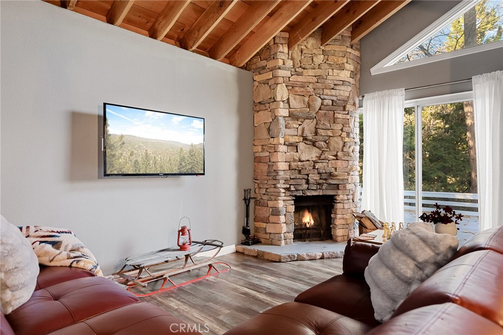 196 Ponderosa Dr