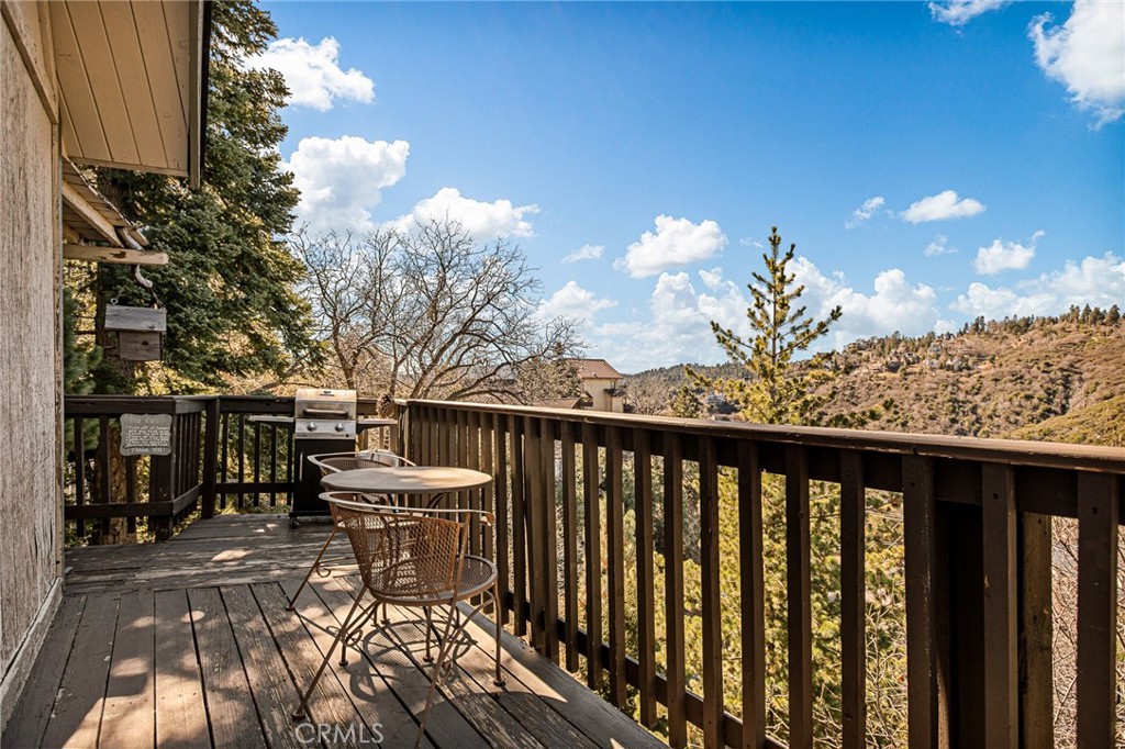 1256 Grass Valley