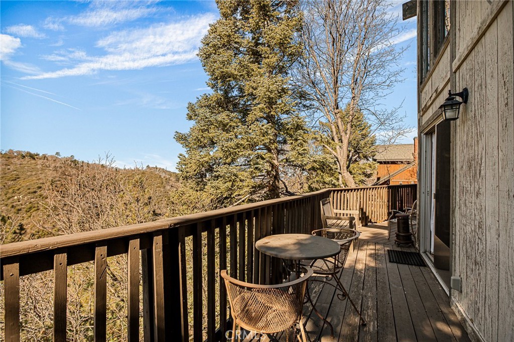 1256 Grass Valley