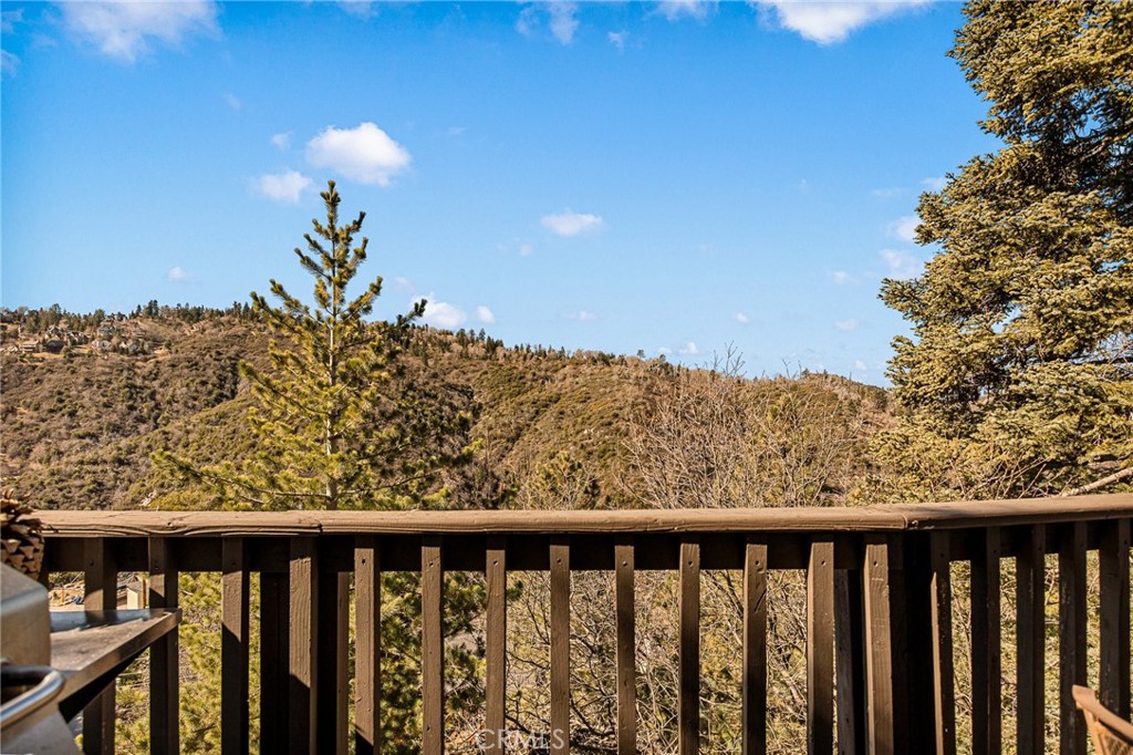 1256 Grass Valley