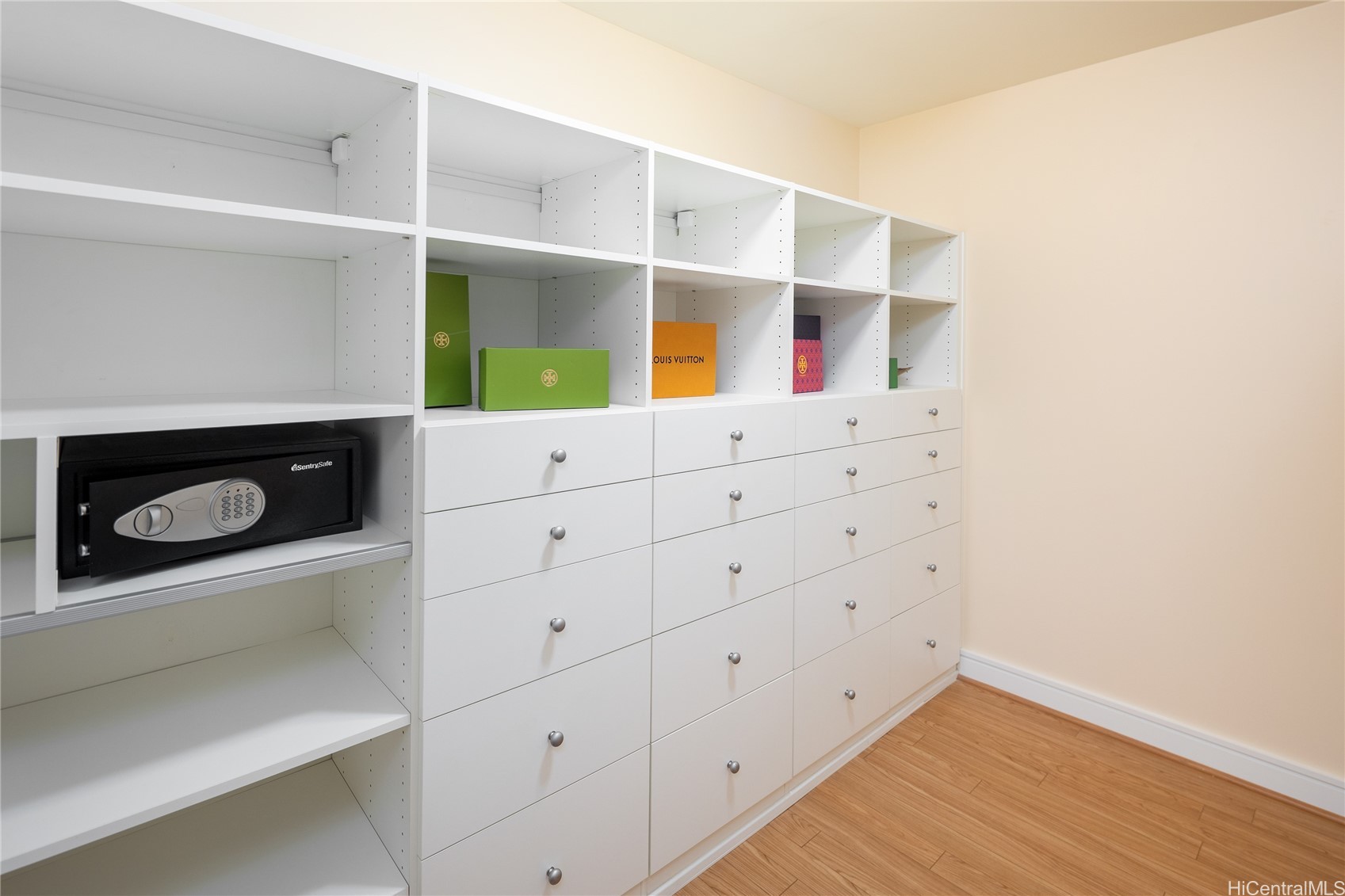 1288 Ala Moana Boulevard 29B