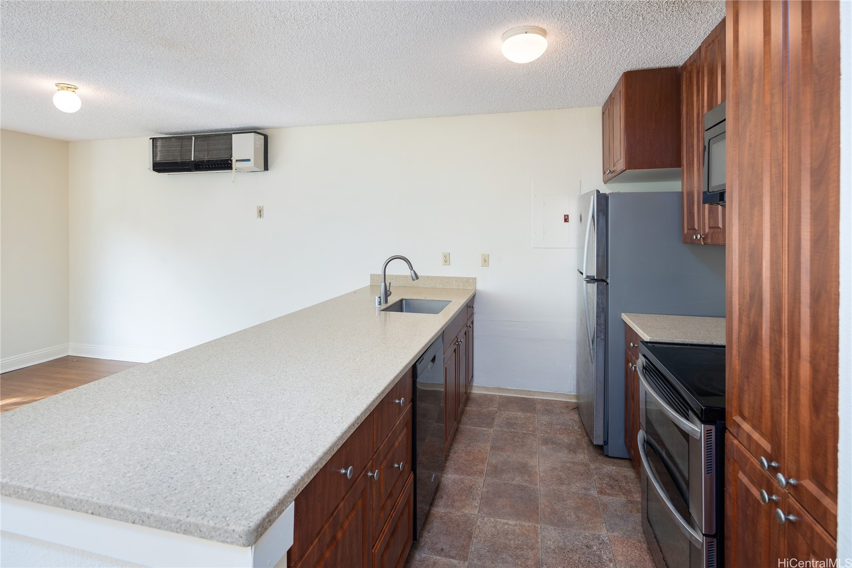 46-261 Kahuhipa Street A101