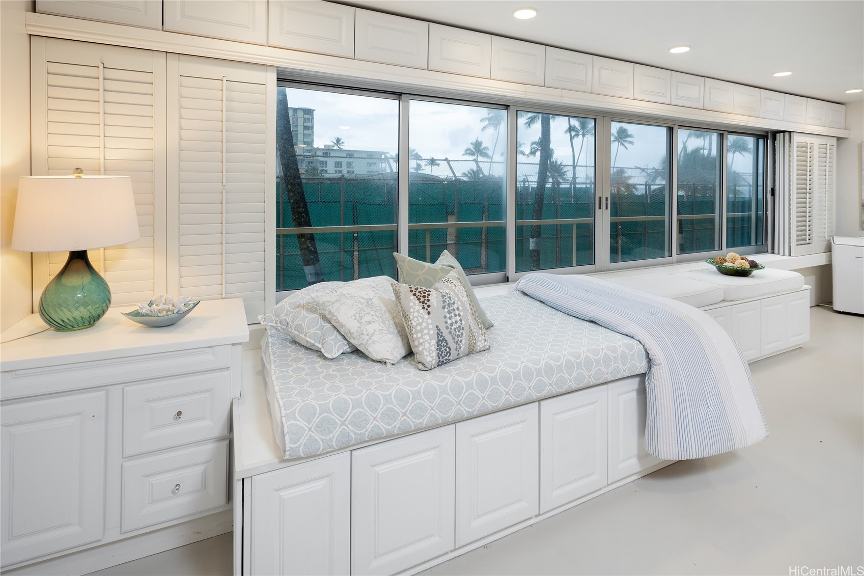 2895 Kalakaua Avenue 209