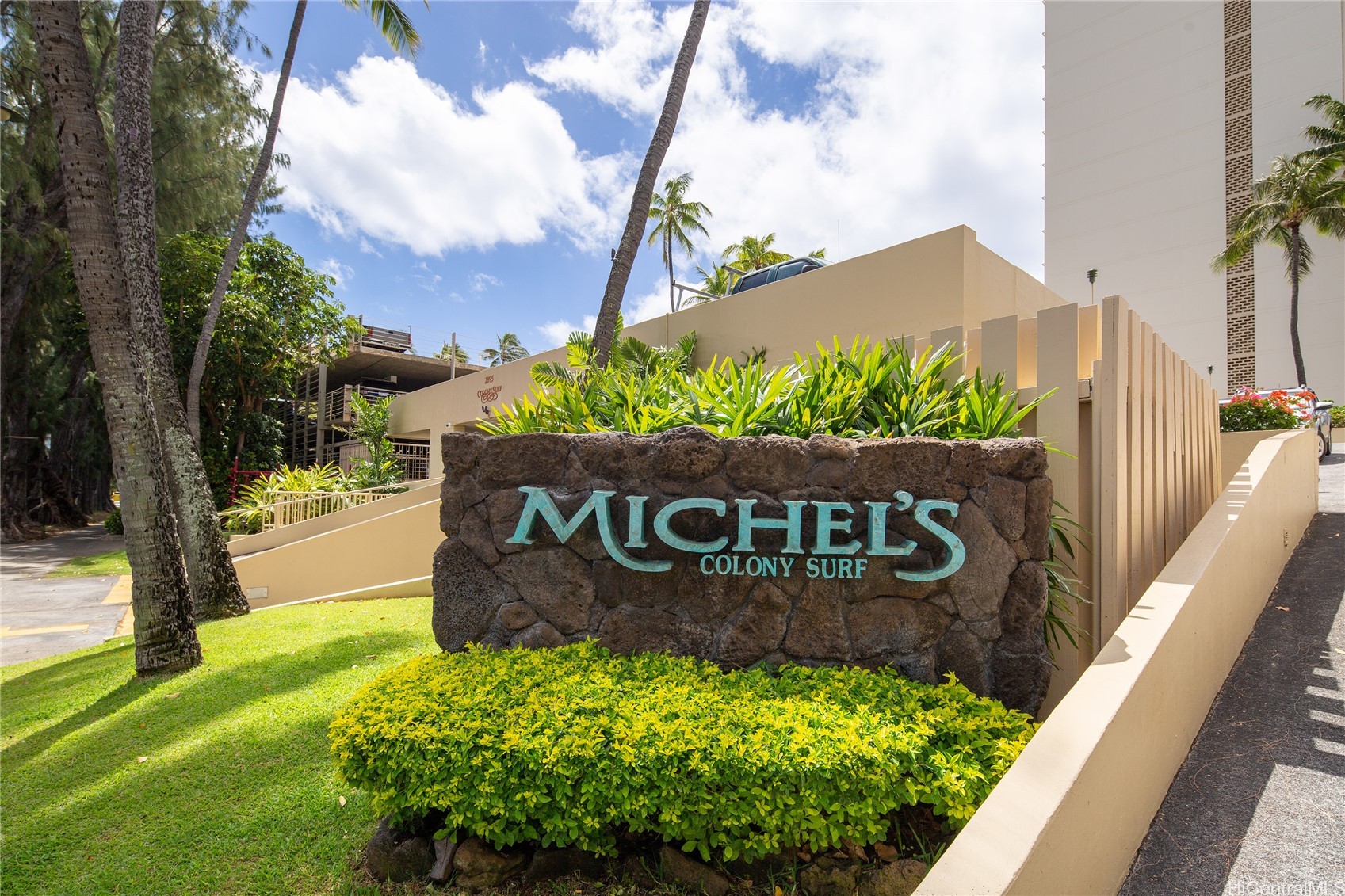 2895 Kalakaua Avenue 209