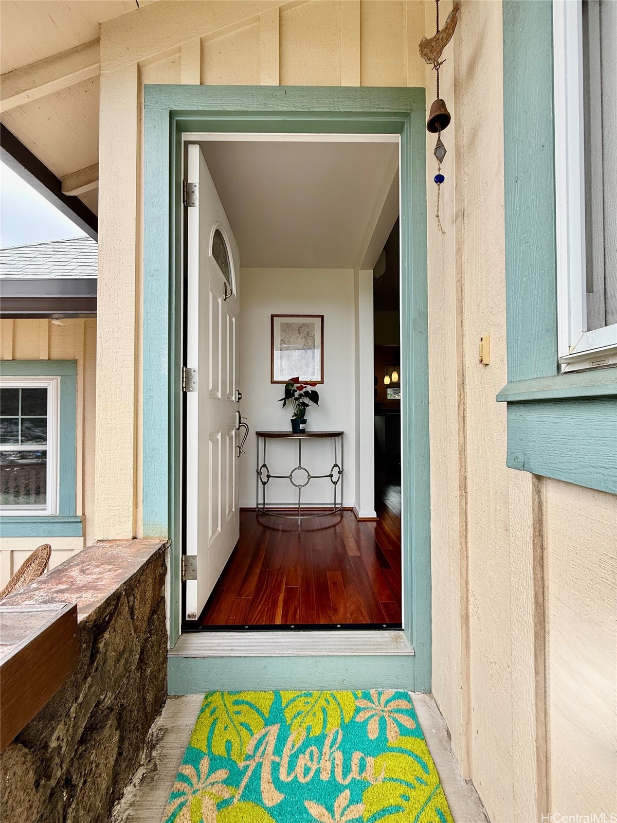 1439 Center Street